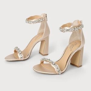 Jewel Badgley Mischka Crystal Embellished champagne Heels size 9.5